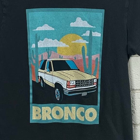 GMC Bronco Gray Tee size XS - Picture 4 of 9